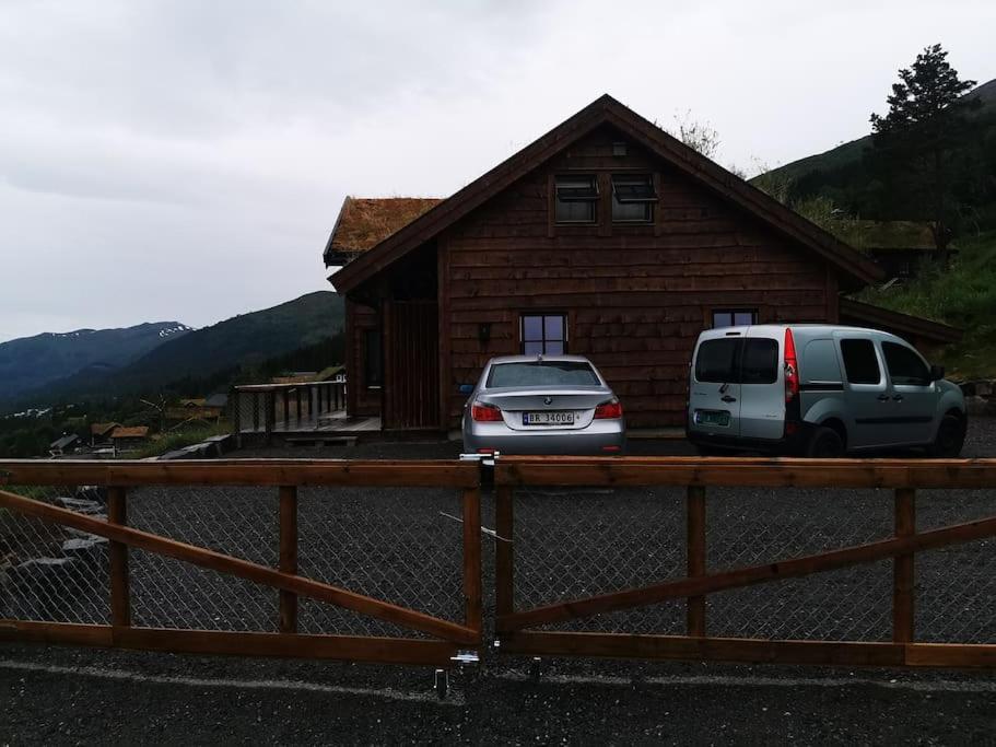Cabin In Beautiful Surroundings At Harpefossen Nordfjordeid Exterior photo